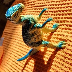 JA-RU Vintage Plastic Pachycephhlosaurus Dinosaur Action Figure. Yellow/Blue.